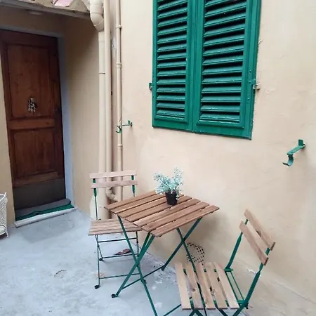 Apartment Giulia In S.reparata
